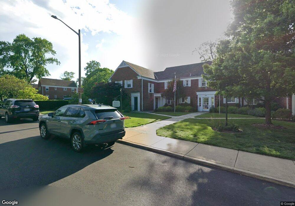 3360 Gunston Rd, Alexandria, VA 22302 - photo 1