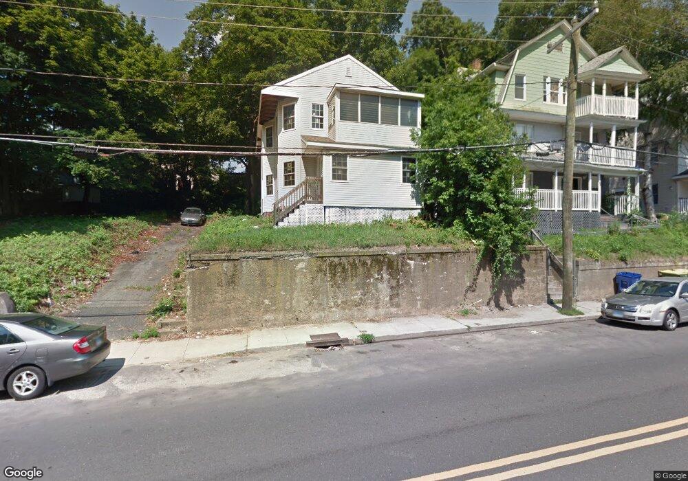 319 Cooke St, Waterbury, CT 06710 - photo 1