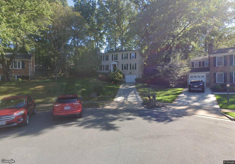 9525 Rockport Rd, Vienna, VA 22180 - photo 1