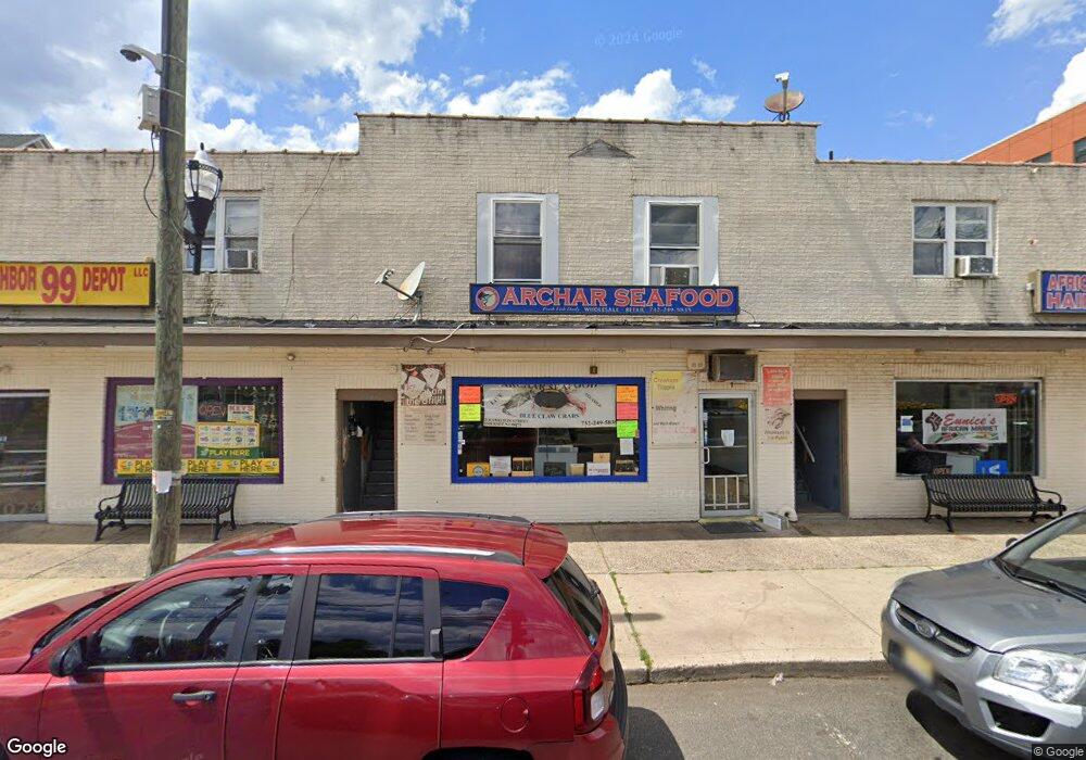 725 Hamilton St, Franklin Township, NJ 08873 - photo 1