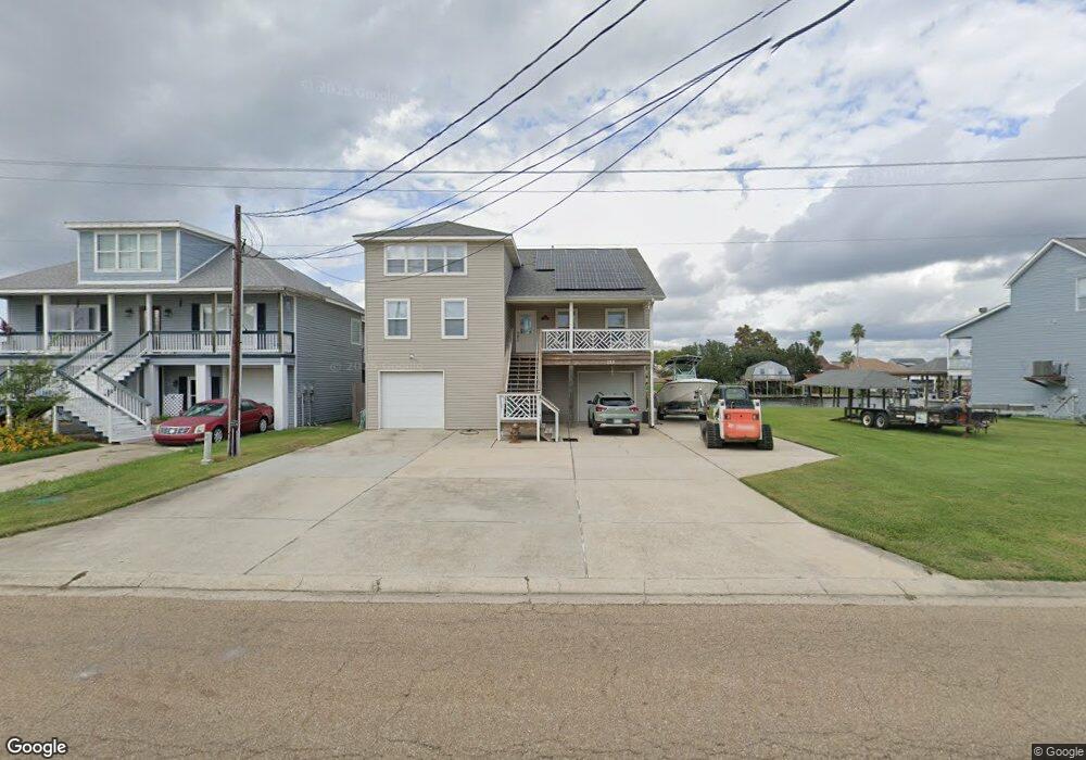 148 Lakeview Dr, Slidell, LA 70458 - photo 1