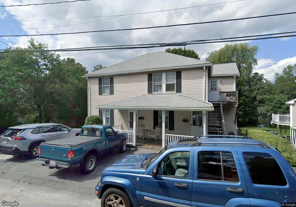 17 Locust St, Woburn, MA 01801 - photo 1