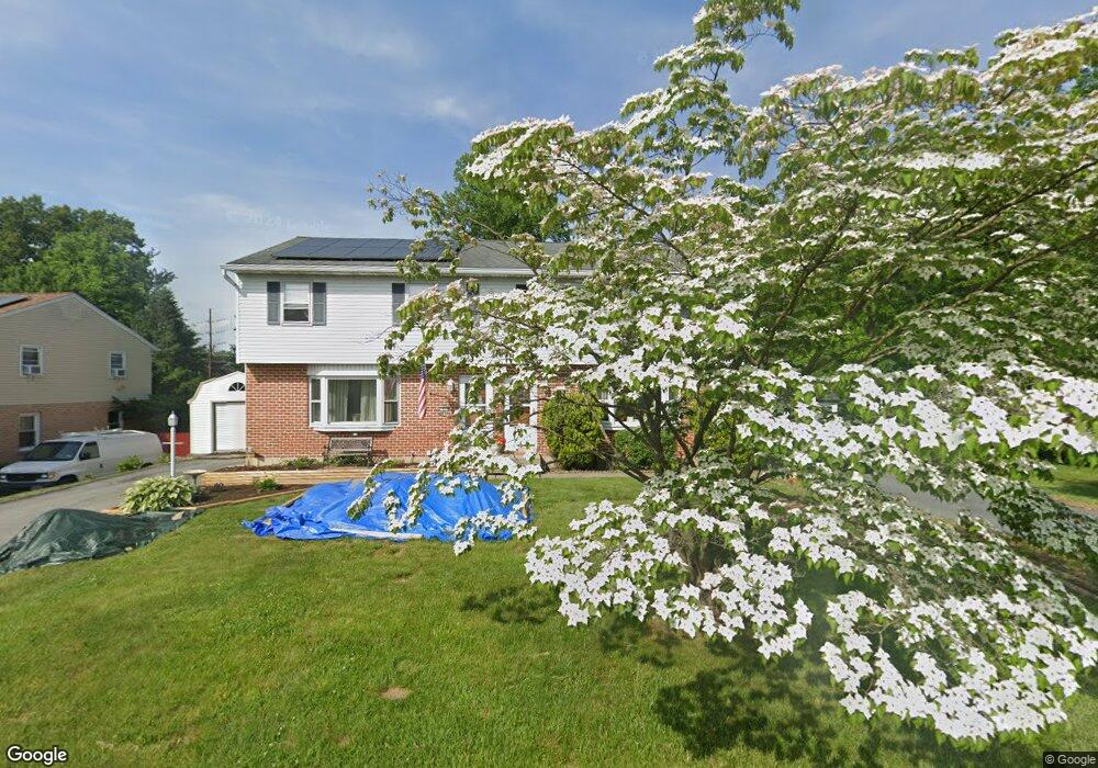 527 S 10th St, Emmaus, PA 18049 - photo 1