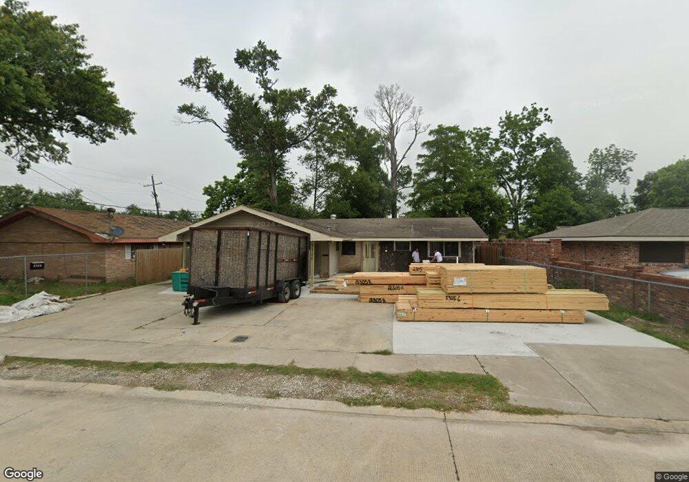 2305 11th St, Lake Charles, LA 70601 - photo 1