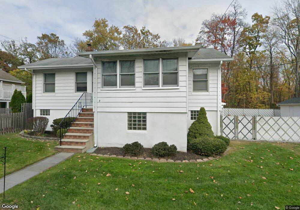 7 Spring Ln, West Caldwell, NJ 07006 - photo 1
