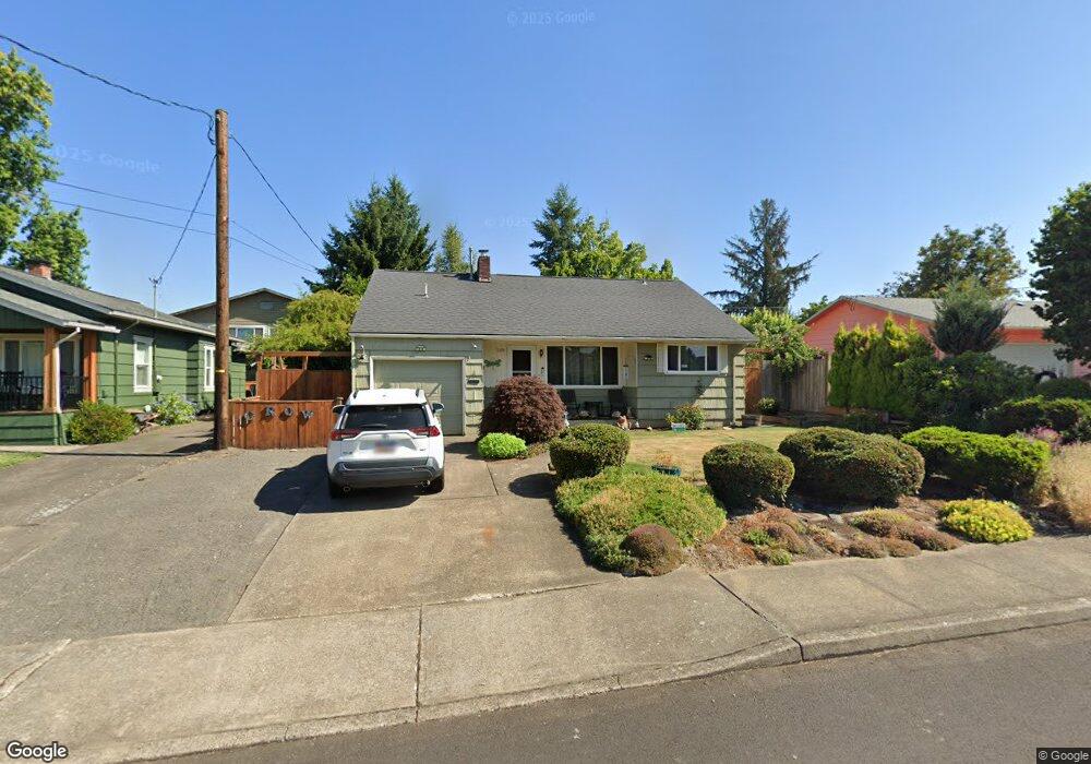 1525 22nd Ave, Forest Grove, OR 97116 - photo 1