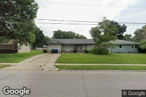 6107 SW 14th St, Des Moines, IA 50315