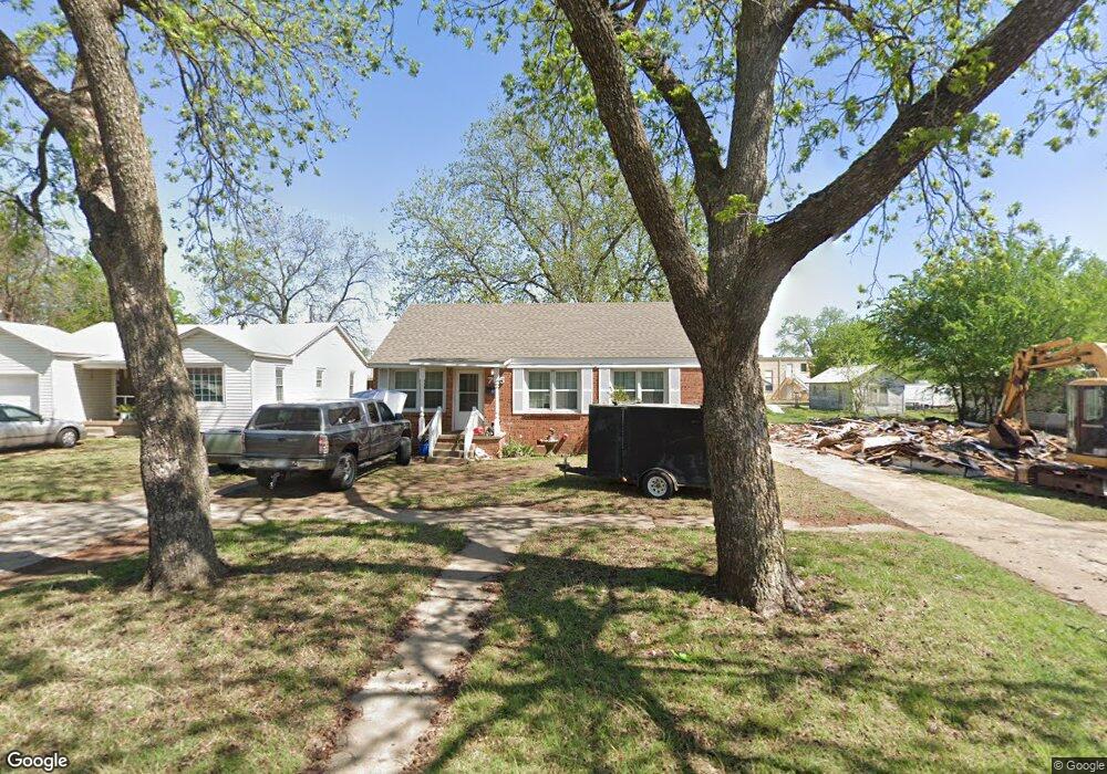 705 W Chestnut Ave, Duncan, OK 73533 - photo 1