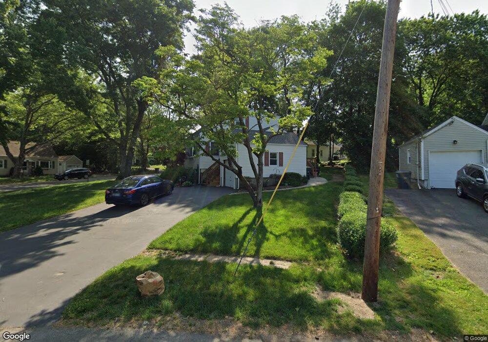 222 Pilgrim Rd, Bridgeport, CT 06610 - photo 1