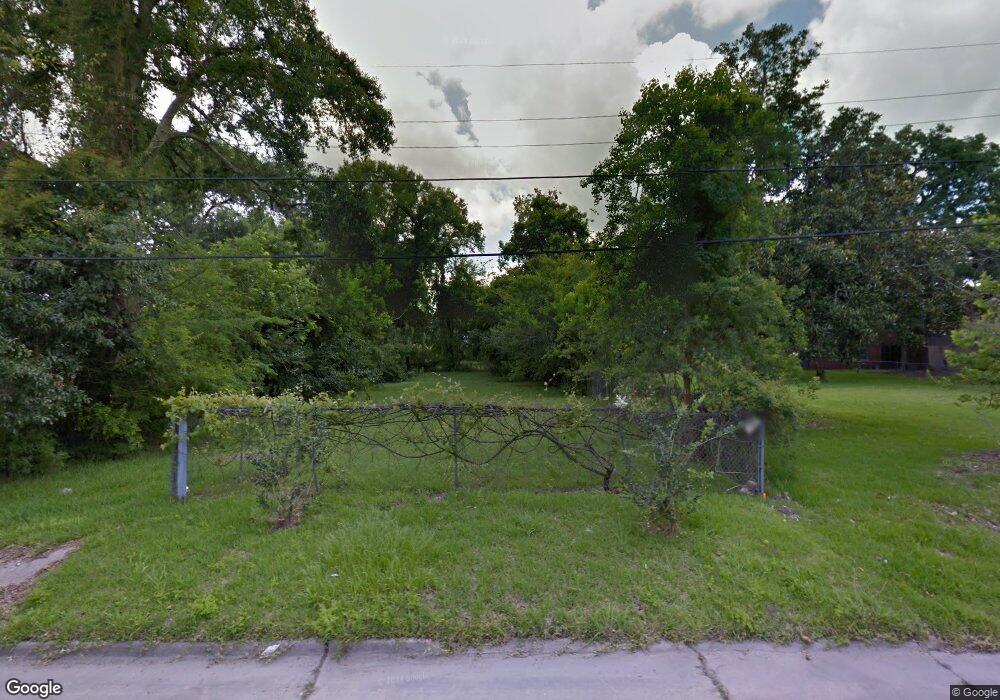 1615 Martha St, Lake Charles, LA 70601 - photo 1