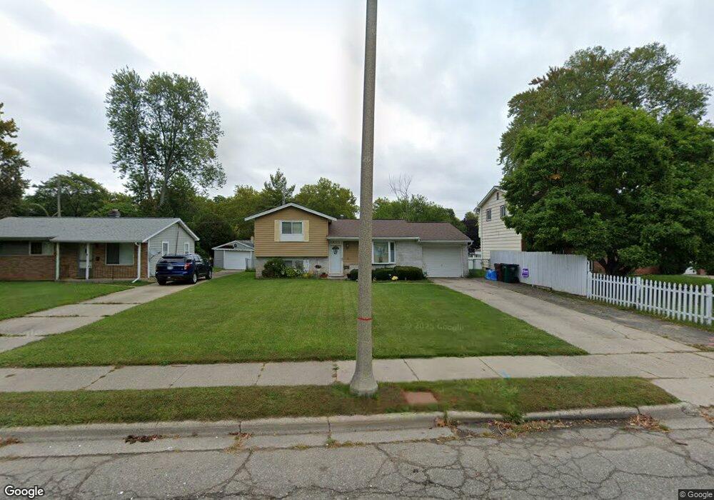 2953 Pleasant Grove Rd, Lansing, MI 48910 - photo 1