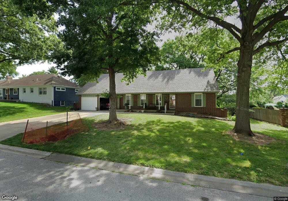 5919 Garnett St, Shawnee, KS 66203 - photo 1