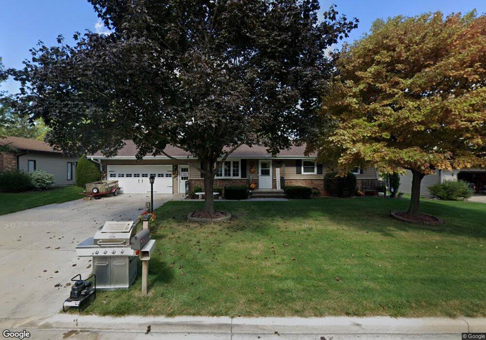 2232 W Harvest Dr, Appleton, WI 54914 - photo 1