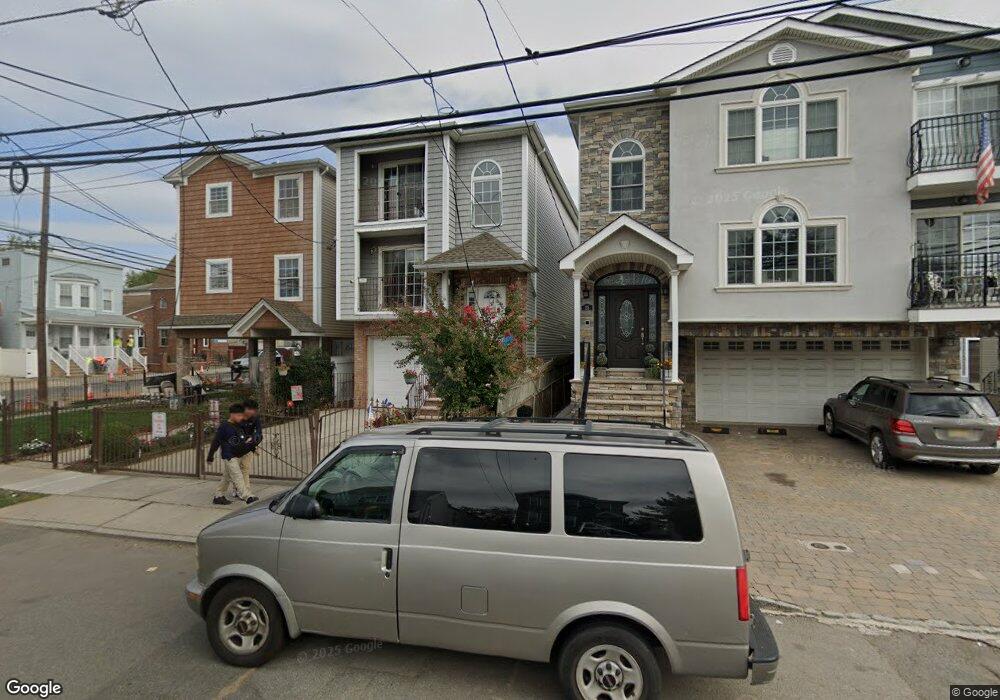 37 Smith St, Elizabeth, NJ 07201 - photo 1