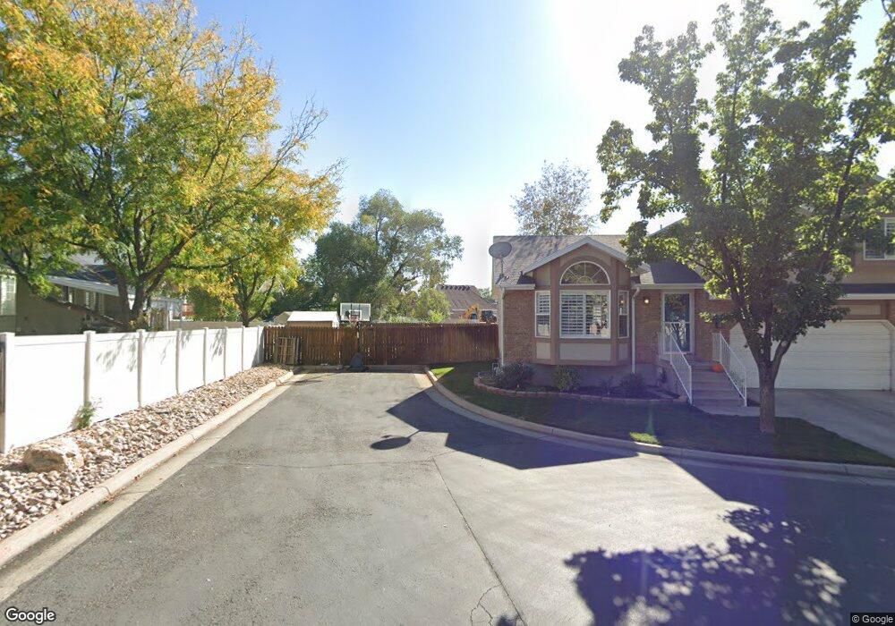 751 E Bogart Ln, Midvale, UT 84047 - photo 1