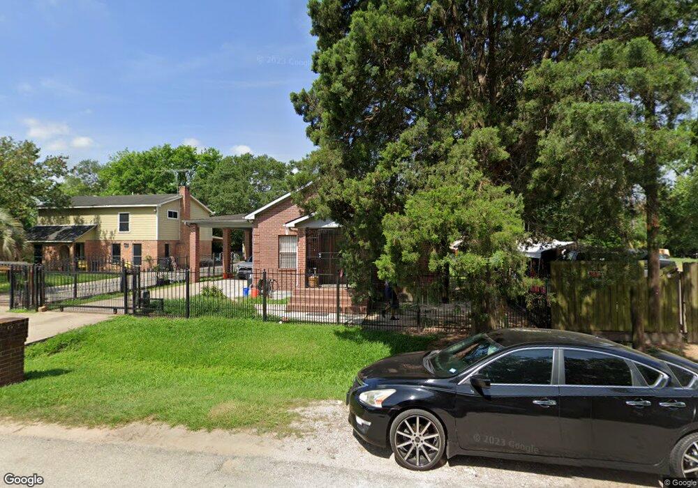 8211 Arkansas St, Houston, TX 77093 - photo 1