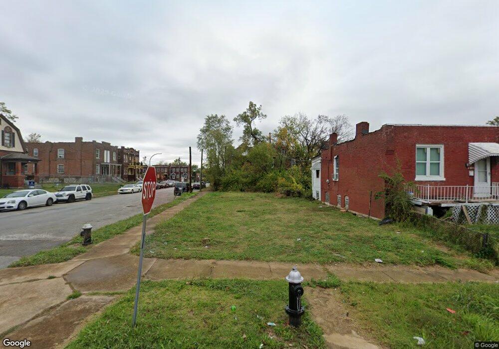 4001 N Taylor Ave, Saint Louis, MO 63115 - photo 1