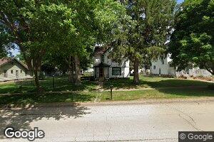407 Main St, Leaf River, IL 61047
