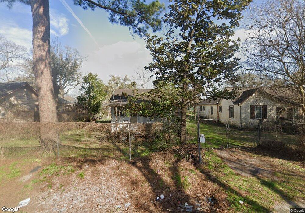 8004 Appleton St, Houston, TX 77022 - photo 1