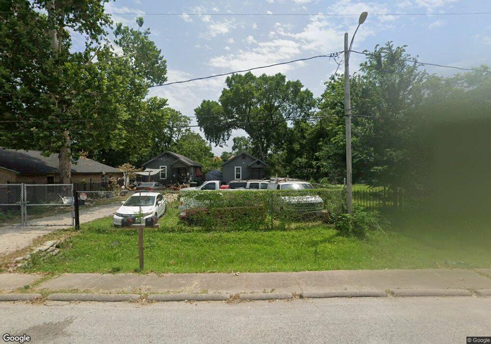 767 Ringold St, Houston, TX 77088 - photo 1