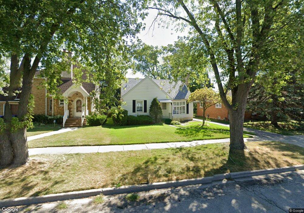 535 Westmoreland Ave, Waukegan, IL 60085 - photo 1