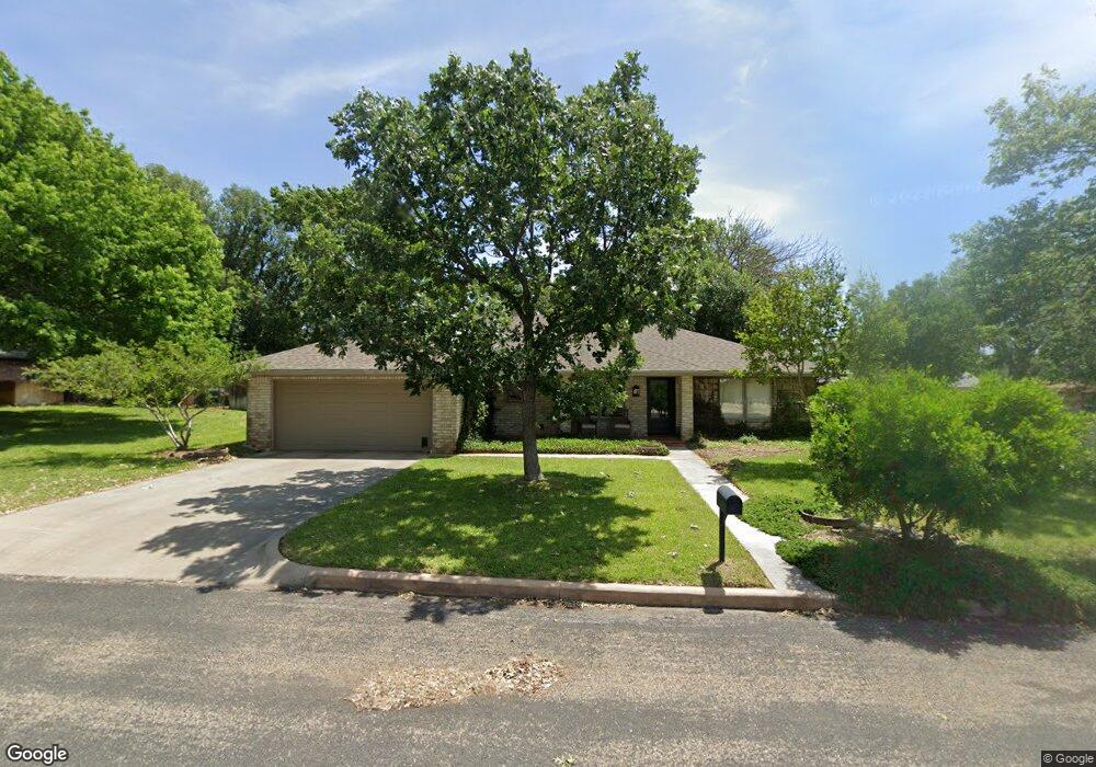 104 Edgewood Dr, Fredericksburg, TX 78624 - photo 1