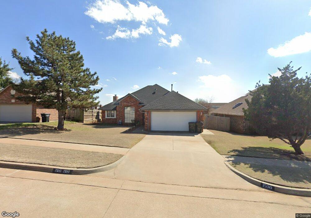 1500 NE 11th St, Moore, OK 73160 - photo 1