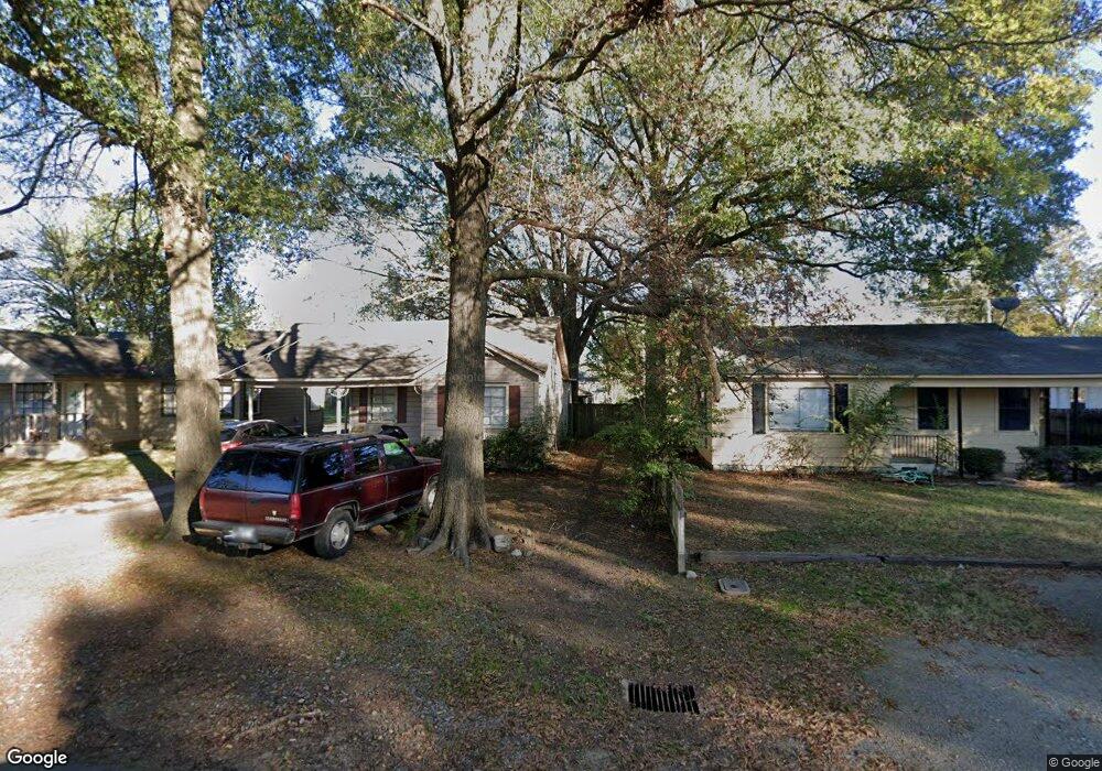 212 Lynn St, Stuttgart, AR 72160 - photo 1
