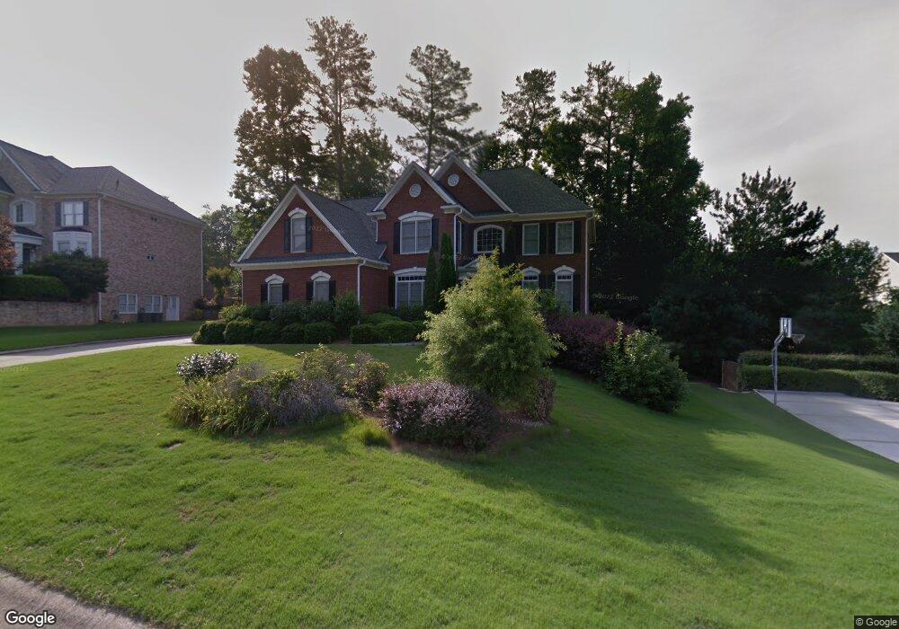 1805 Chattahoochee Run Dr, Suwanee, GA 30024 - photo 1