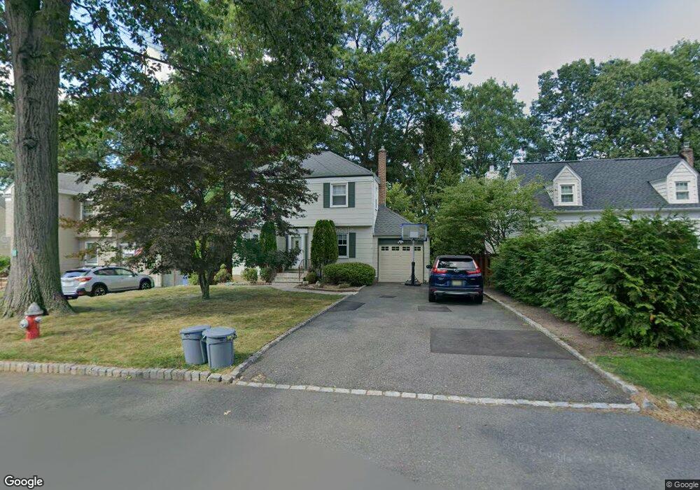 15 Briar Cliff Rd, Livingston, NJ 07039 - photo 1