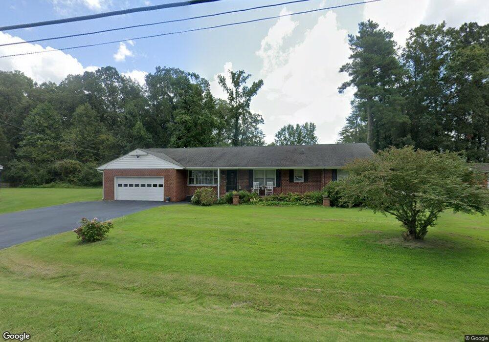 295 Thompson Ave, West Point, VA 23181 - photo 1