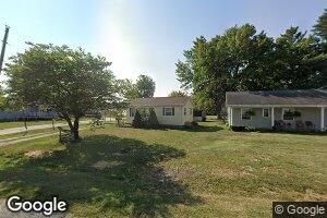 145 Highland St, Carrollton, IL 62016