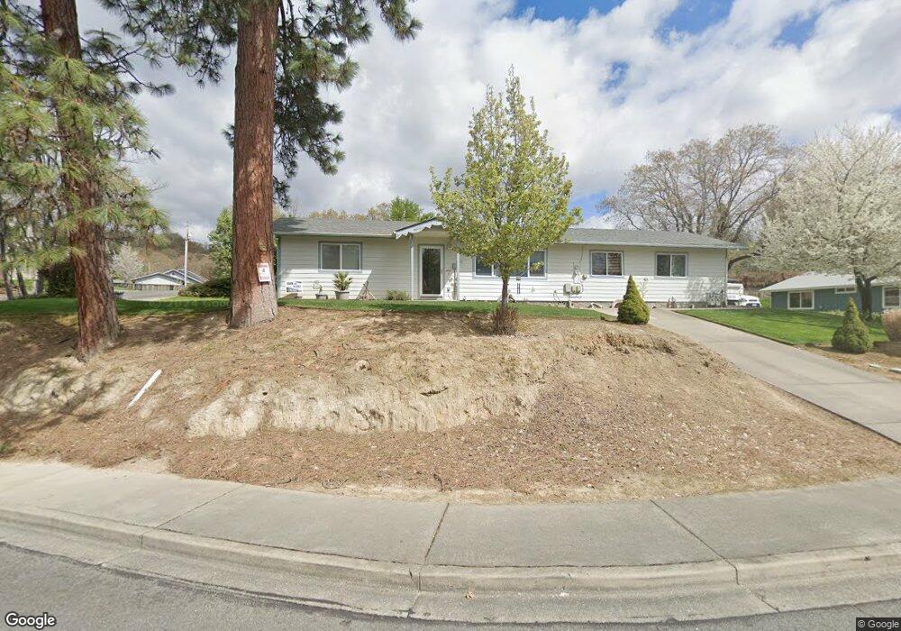 1010 NW A St, Grants Pass, OR 97526 - photo 1