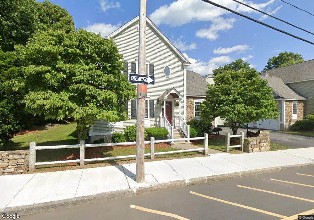 110 Smith St unit 5, Lowell, MA 01851 - photo 1