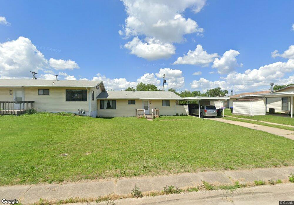 7239 SW Woodcroft Way, Topeka, KS 66619 - photo 1