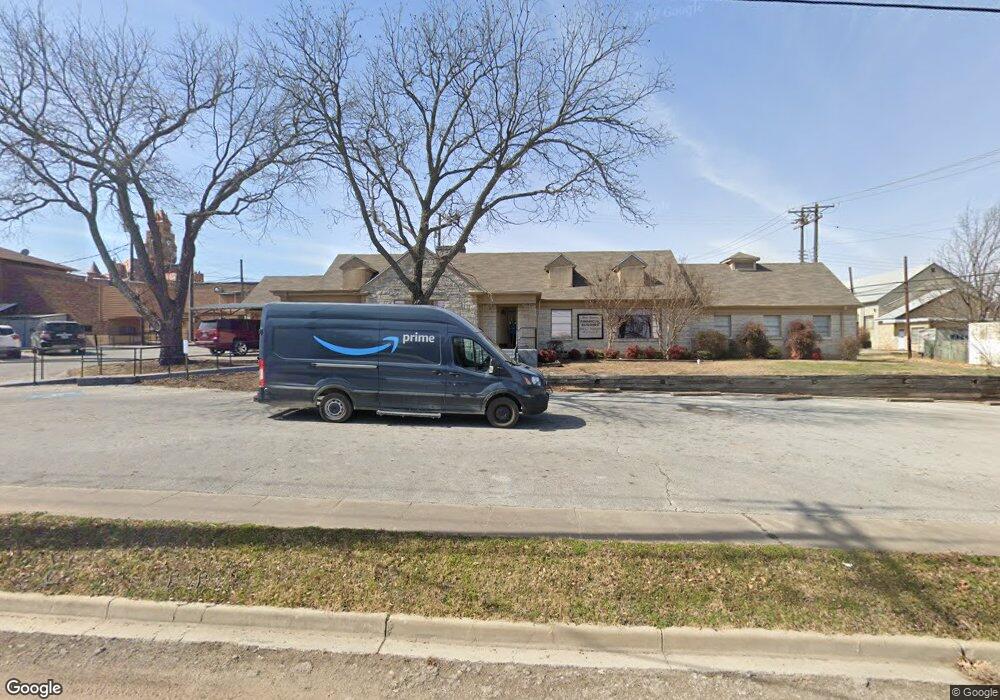 207 N Church St, Decatur, TX 76234 - photo 1