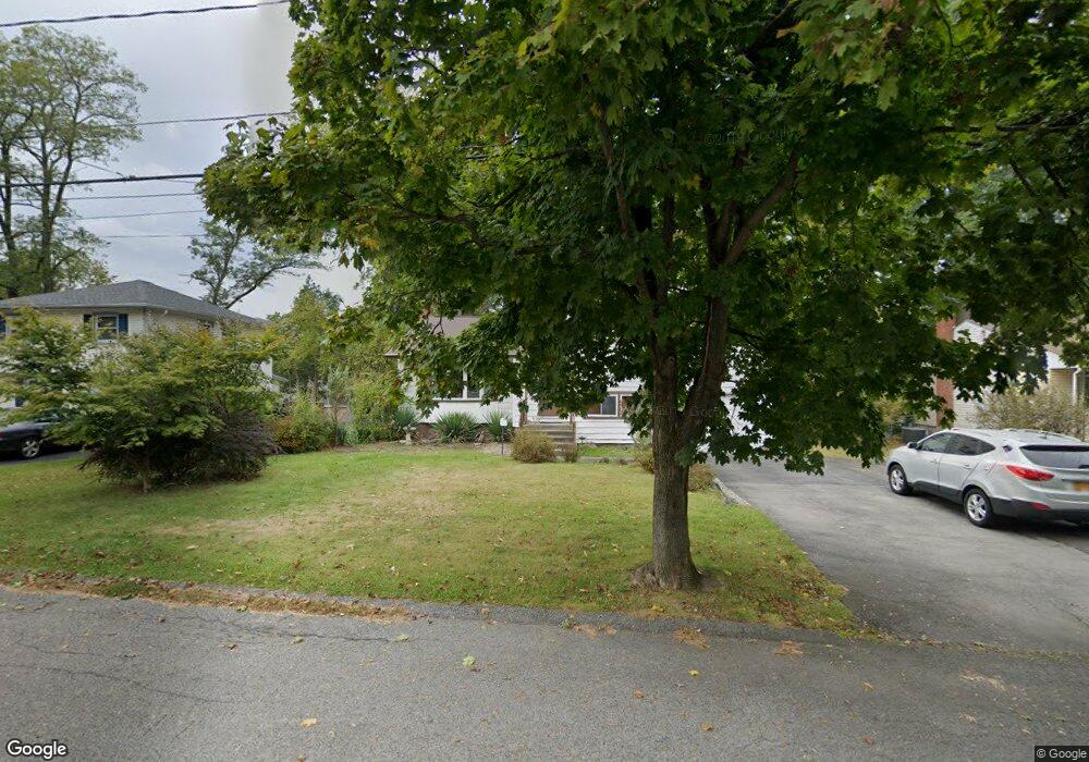 10 Bellmore Dr, Poughkeepsie, NY 12603 - photo 1