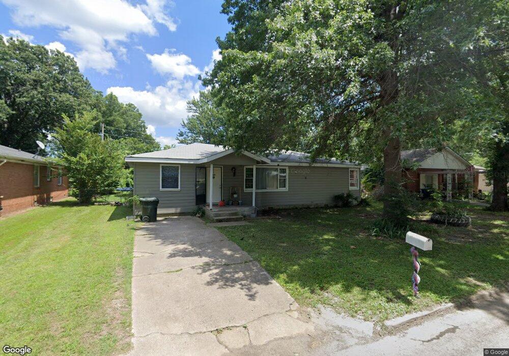 1218 N Cherokee Ave, Claremore, OK 74017 - photo 1