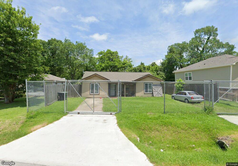7137 Miley St, Houston, TX 77028 - photo 1