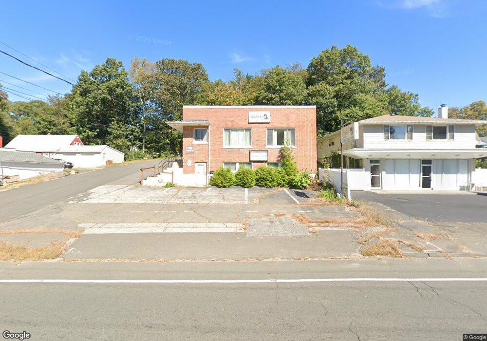 905 Meriden Rd, Waterbury, CT 06705 - photo 1