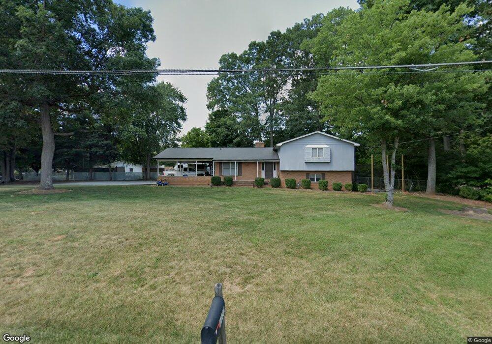 1132 Mcdowell Rd, Asheboro, NC 27205 - photo 1