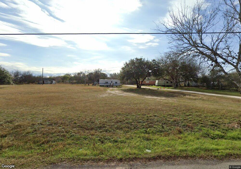 152 Linney Ln, Beeville, TX 78102 - photo 1