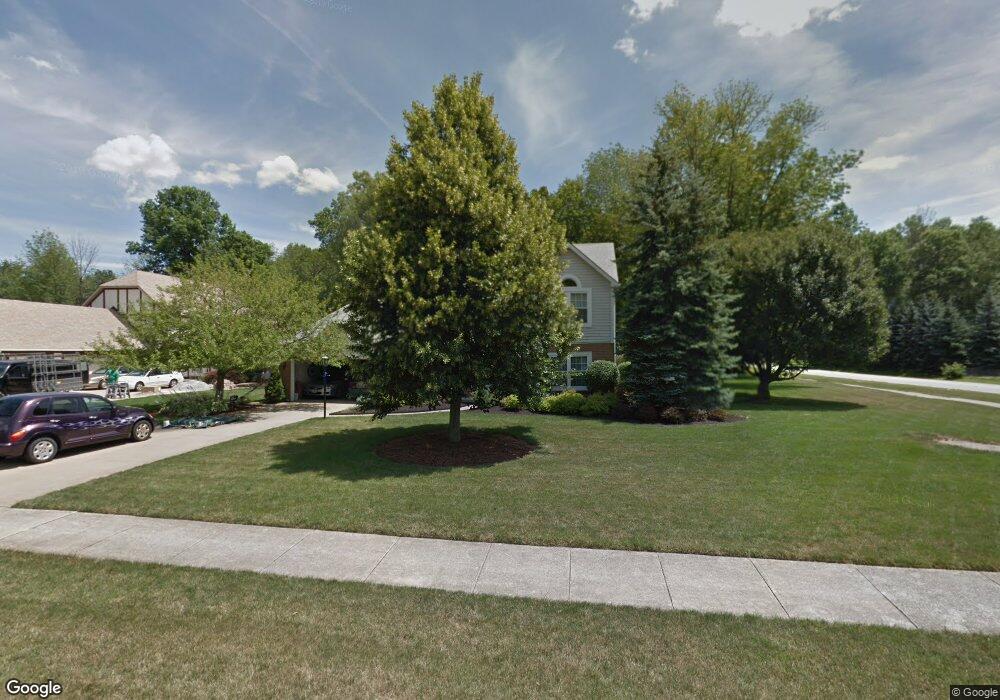 7213 Timber Ln, Olmsted Falls, OH 44138 - photo 1