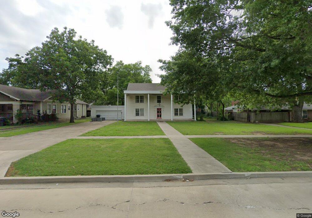 211 G St SW, Ardmore, OK 73401 - photo 1