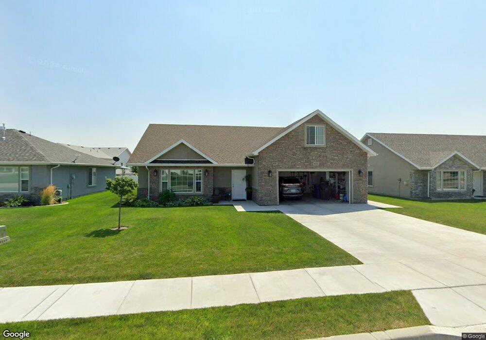 603 W 60 N, Hyrum, UT 84319 - photo 1