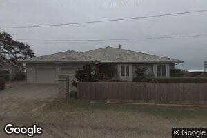 116 N Laurel St, Cannon Beach, OR 97110