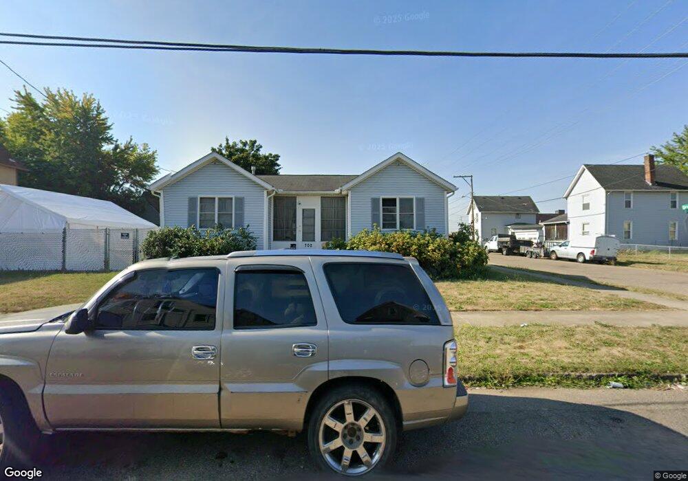 702 5th St NE, Canton, OH 44704 - photo 1