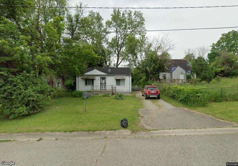 1138 E Juliah Ave, Flint, MI 48505 - photo 1