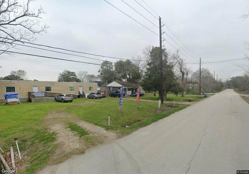 911 Thompson Rd, Alvin, TX 77511 - photo 1
