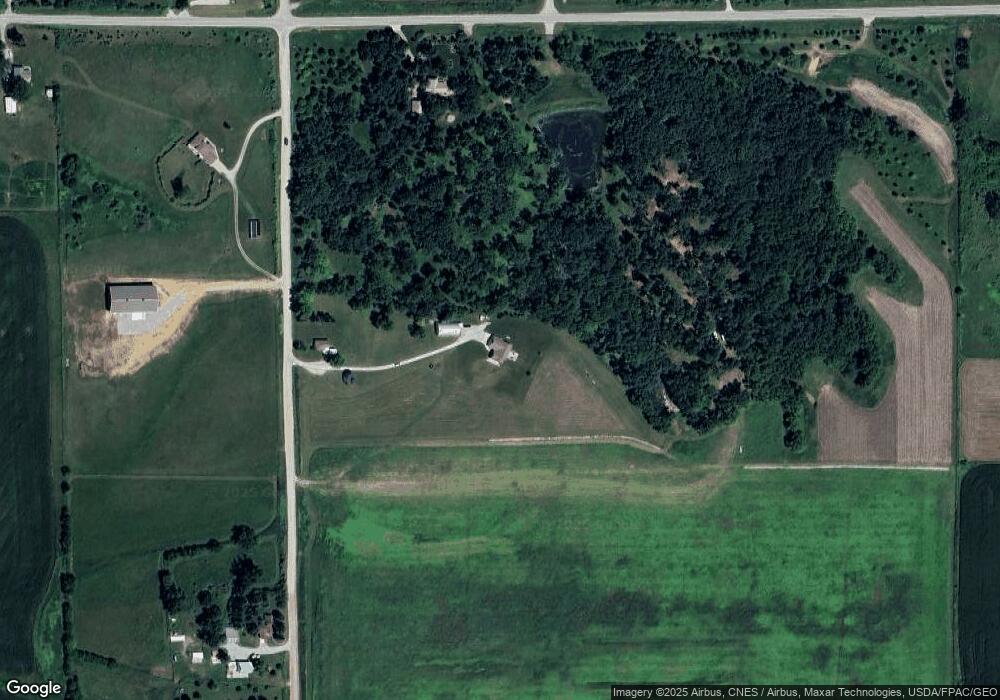 4528 W 4th St S, Newton, IA 50208 - photo 1